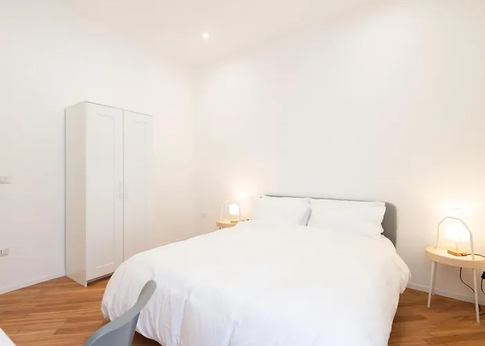 Via Melo Tlm Μπάρι